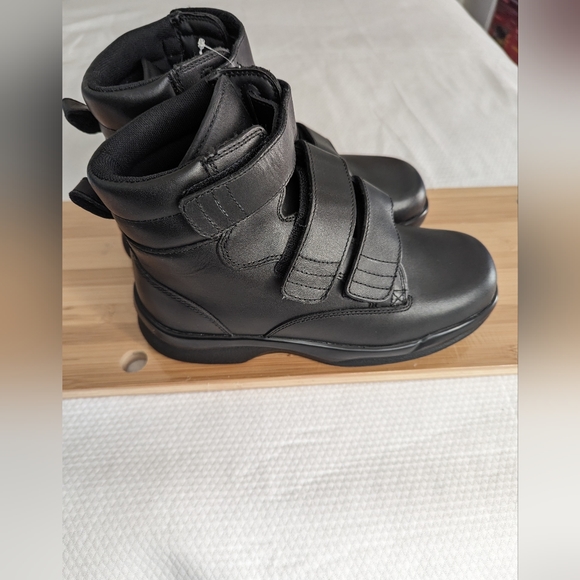 Apex Other - APEX Ambulator B4200M Therapeutic Diabetic Boots High Top Shoes Men Sz 7 XWide.